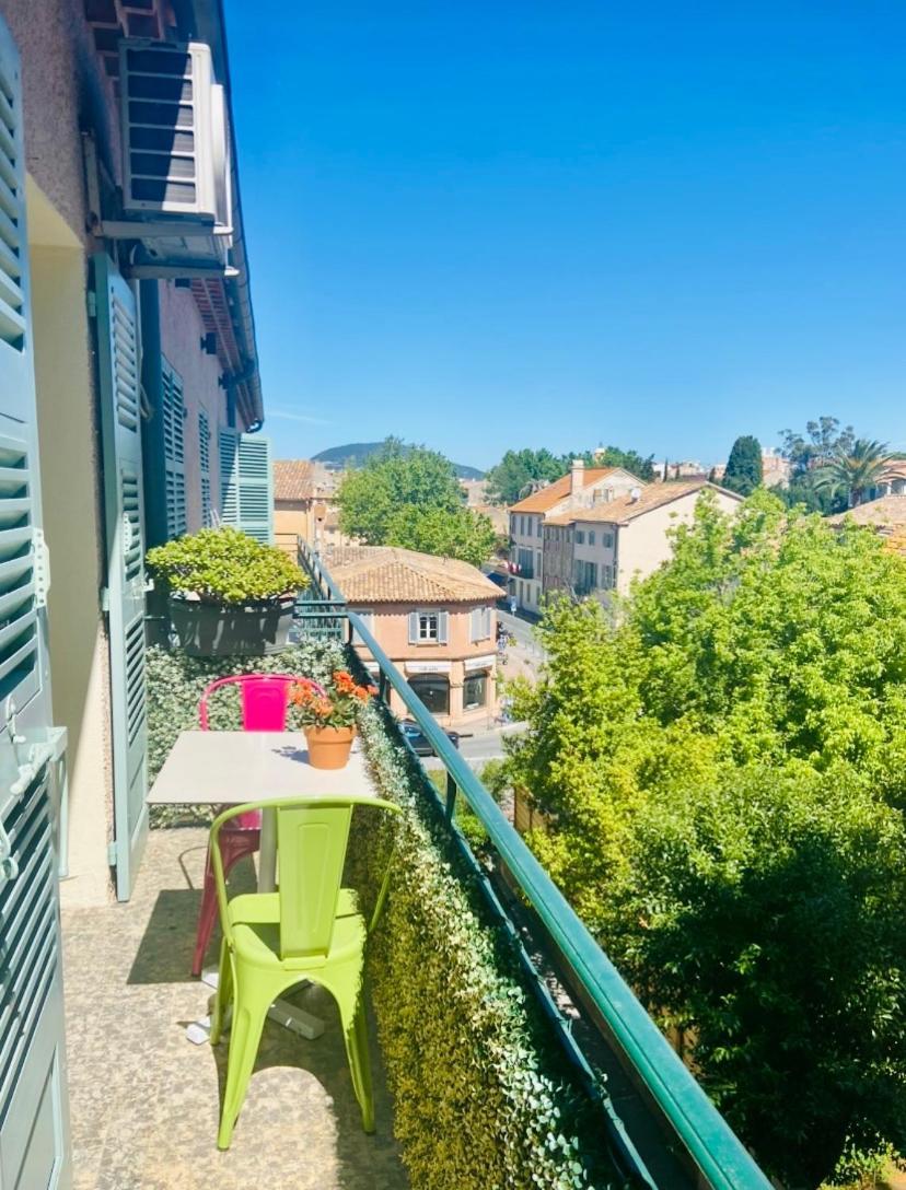 St Tropez T2 Central Saint-Tropez Buitenkant foto